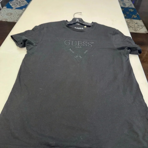 Guess Men's Embossed Quilted Logo Jet Black T-Shirt Small - Picture 8 of 9